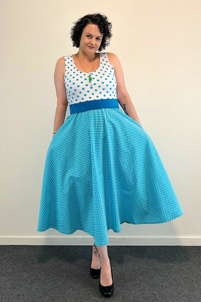 Dotty Dress w/ Pockets LARGE