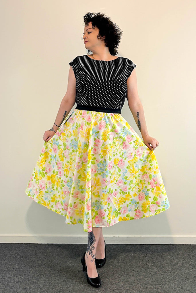 Petal Confetti Dress w/ Pockets LARGE