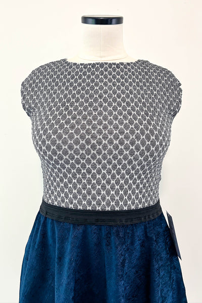 Glisten Up Dress w/ Pockets LARGE