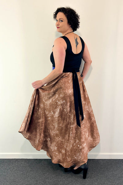 Champagne Dress w/ Pockets MEDIUM