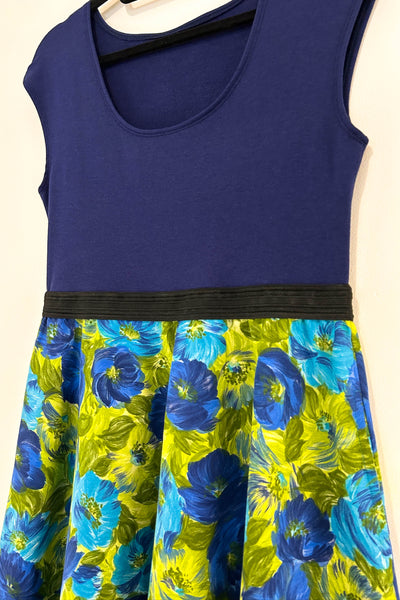 Monet Dress w/ Pockets MEDIUM