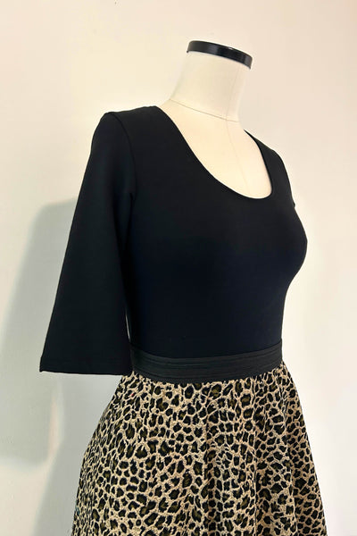 Green Cat Dress w/ Pockets MEDIUM