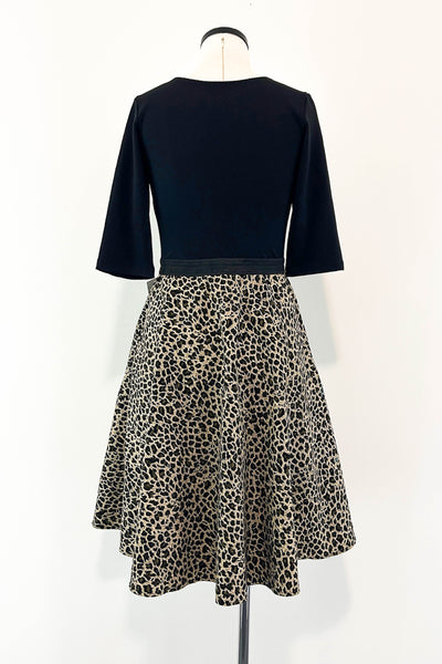 Green Cat Dress w/ Pockets MEDIUM