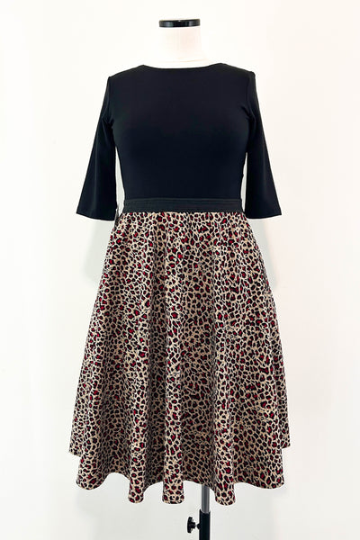 Red Cat Dress w/ Pockets LARGE