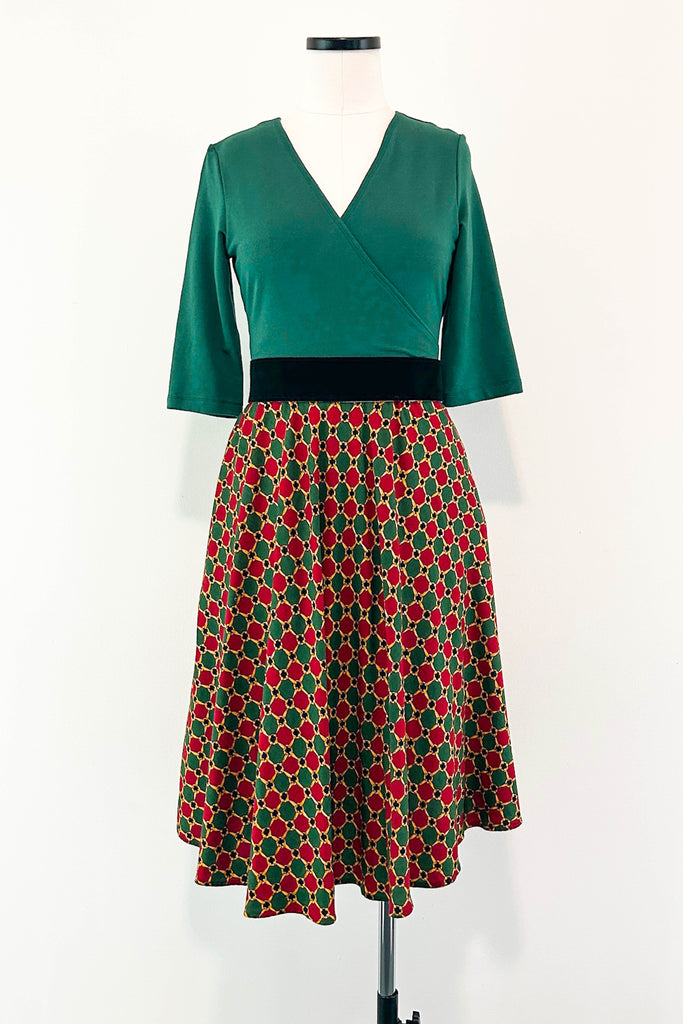 Golden Rings Dress w/ Pockets MEDIUM