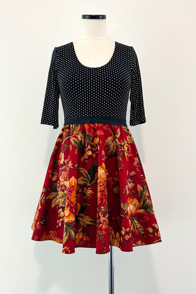 Good Cheer Dress w/ Pockets SMALL