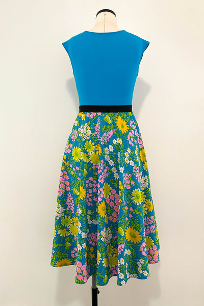 Bluebird Dress w/ Pockets MEDIUM