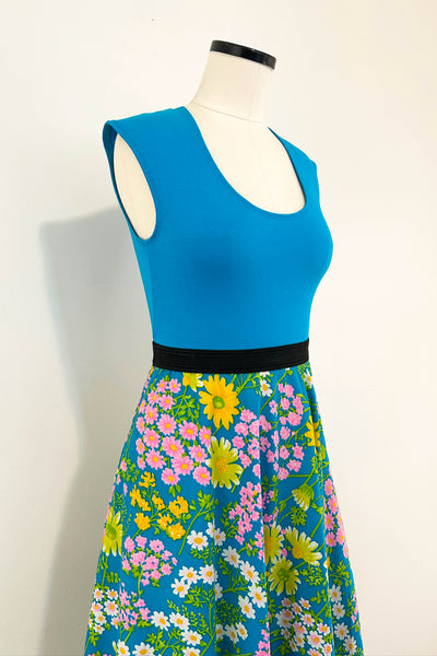Bluebird Dress w/ Pockets MEDIUM