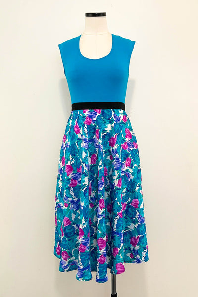 Moonflower Dress w/ Pockets MEDIUM