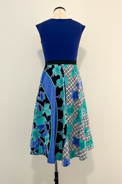 Lotus Moon Dress w/ Pockets MEDIUM