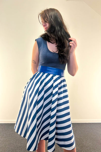 Regatta Dress w/ Pockets SMALL