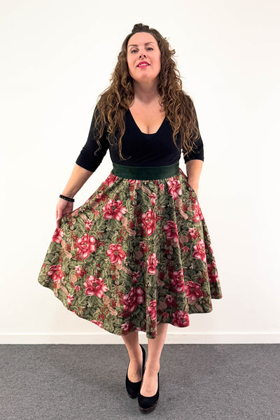 Wreath Witherspoon Dress w/ Pockets MEDIUM