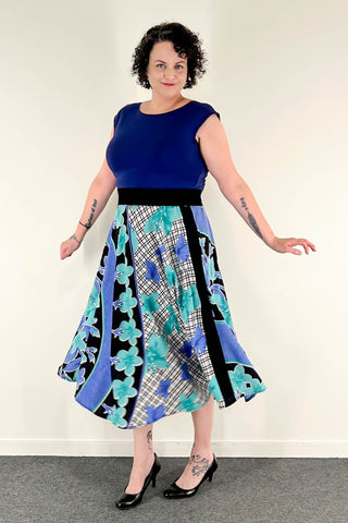 Lotus Moon Dress w/ Pockets MEDIUM