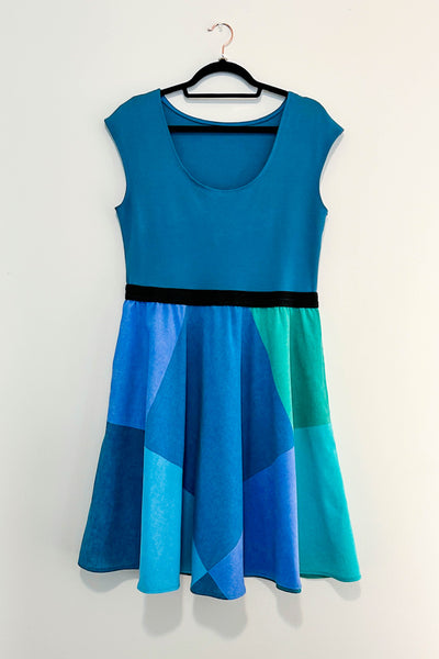 Sea Glass Dress w/ Pockets LARGE