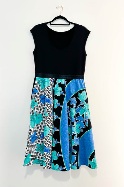 Lotus Moon Dress w/ Pockets LARGE