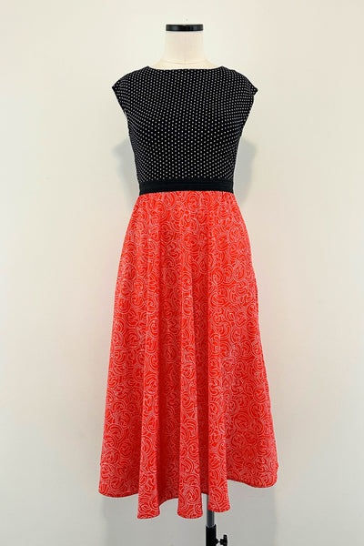 Fiesta Dress w/ Pockets MEDIUM