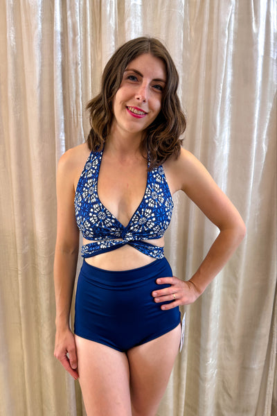 Ginger Bottoms in Navy