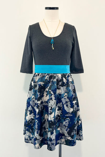 Inkstorm Dress w/ Pockets SMALL