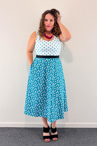 Petal Dress w/ Pockets MEDIUM