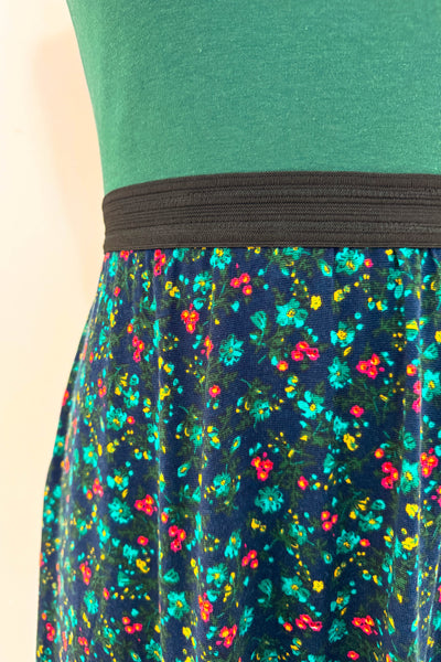 Parker Dress w/ Pockets MEDIUM