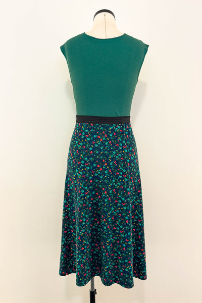 Parker Dress w/ Pockets MEDIUM