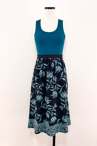 Panchitta Dress w/ Pockets MEDIUM
