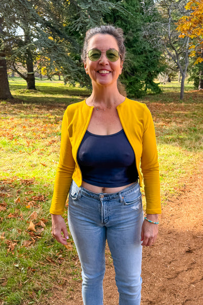 Sarah Cardi in Golden