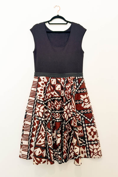 Batik Noir Reversible Dress with Pockets - Large