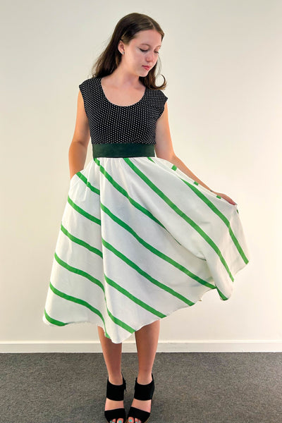 Peppermint Dress w/ Pockets SMALL