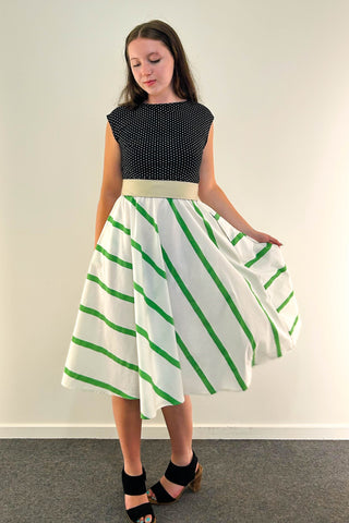 Peppermint Dress w/ Pockets SMALL