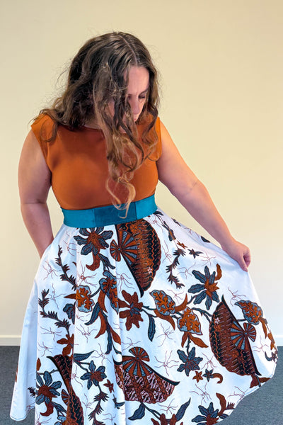 Floral & Fan Reversible Dress with Pockets - Medium
