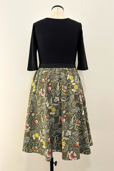 Autumn Fjord Dress w/ Pockets LARGE