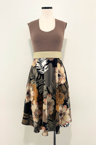 Moondance Dress w/ Pockets MEDIUM