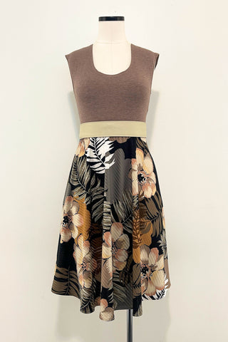 Moondance Dress w/ Pockets MEDIUM