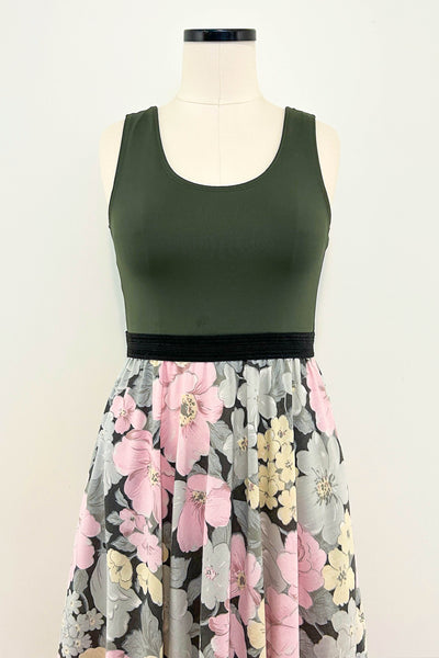 Lovestruck Dress w/ Pockets SMALL