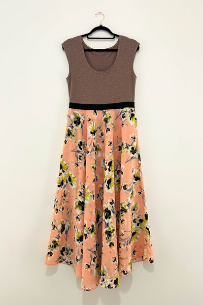 First Kiss Dress w/ Pockets MEDIUM