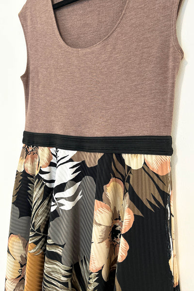 Moondance Dress w/ Pockets MEDIUM