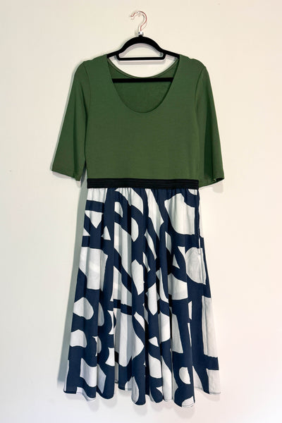 Navigate Green Dress w/ Pockets MEDIUM