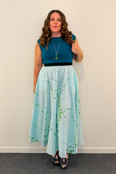 Willow Bloom Dress w/ Pockets MEDIUM