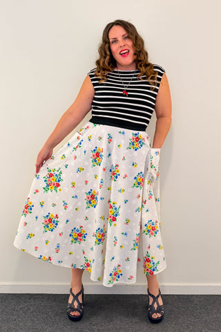 Wildflower Picnic Dress w/ Pockets MEDIUM