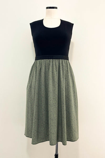 Moss Dress w/ Pockets XL