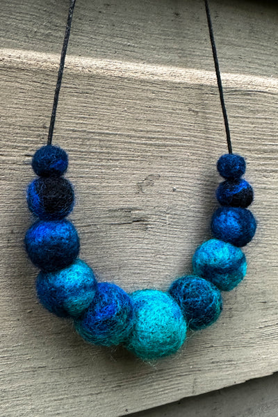 Wool Necklace in Lagoon