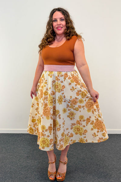 Honey Blossom Dress w/ Pockets MEDIUM