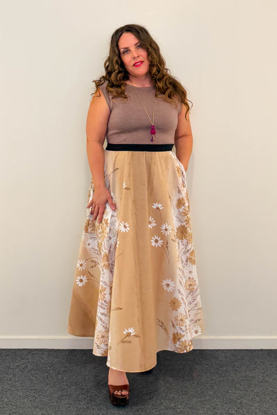 Daisy Chain Dress w/ Pockets MEDIUM