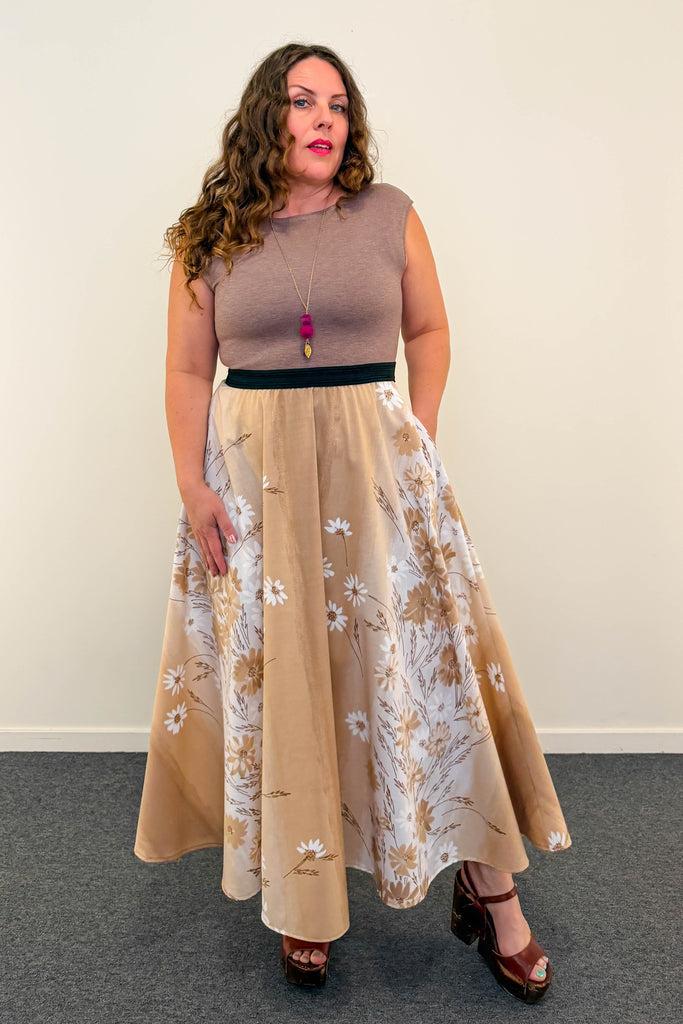 Daisy Chain Dress w/ Pockets MEDIUM