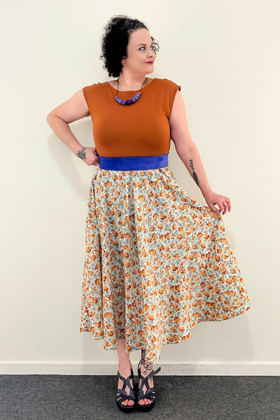 Amber Dress w/ Pockets MEDIUM