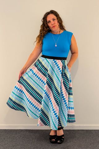 Folk Tale Dress w/ Pockets MEDIUM
