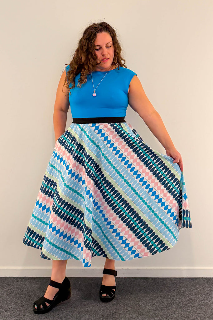 Folk Tale Dress w/ Pockets MEDIUM