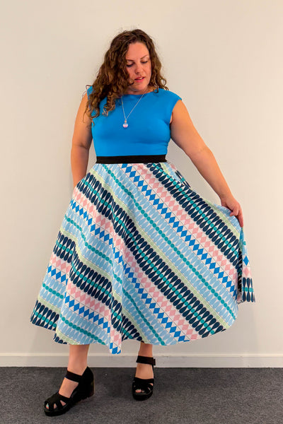 Folk Tale Dress w/ Pockets MEDIUM