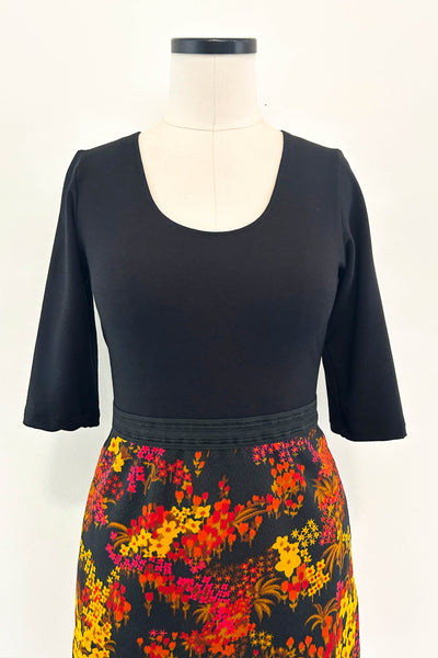 Mary Gold Dress w/ Pockets MEDIUM